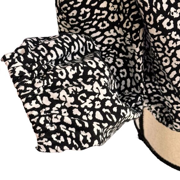 INC International Concepts X-Small Top Balloon Sleeve Surplice V-Neck Stretch - Picture 3 of 9